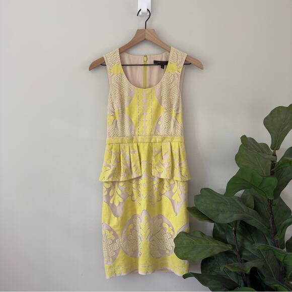 BCBGMaxAzria Sleeveless Mesh Dress Pencil Yellow & Cream Mini Zipper Zip Up Back - Picture 1 of 9